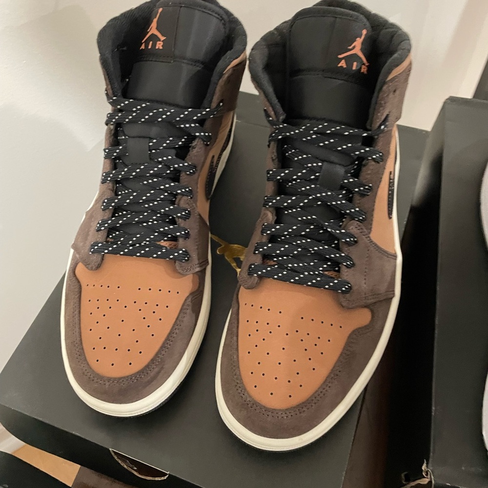 Size 11 Jordan 1’s New never worn